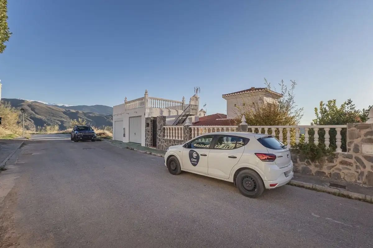 Villa zu verkaufen in Cenes de la Vega mit Pool Garage - 365.000 € (Ref: 9837305)