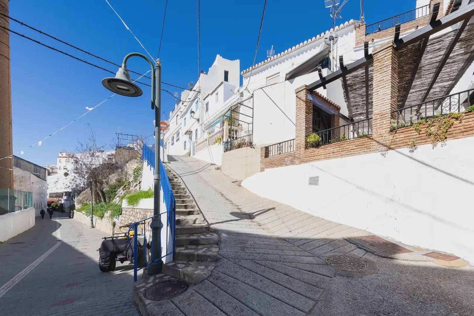 Townhouse for sale in Salobrena - € 199,000 (Ref: 9837307)