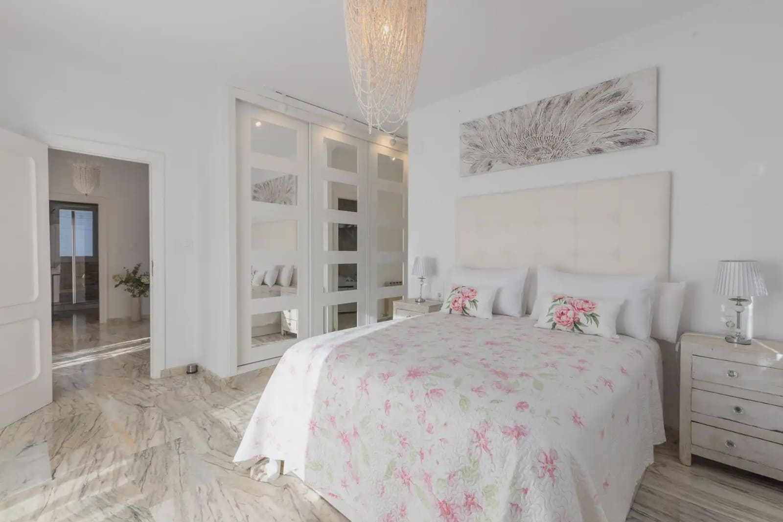 Villa/Maison à vendre à Gojar avec piscine garage - 520 000 € (Ref: 9837314)