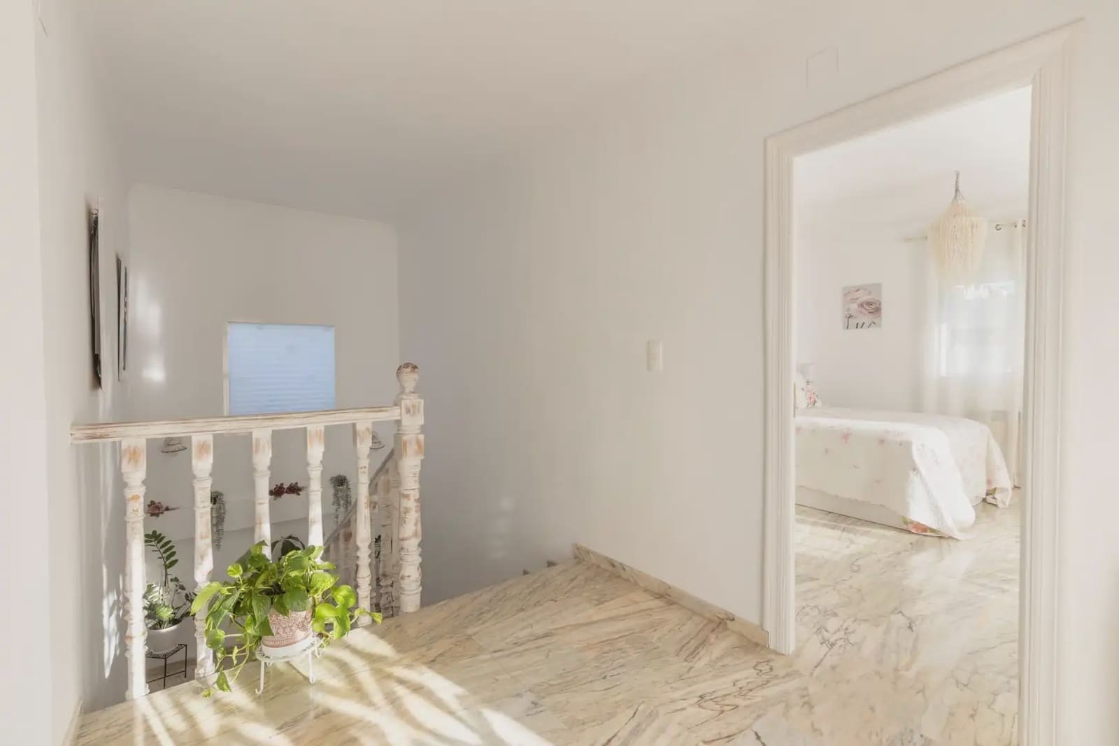 Villa/Maison à vendre à Gojar avec piscine garage - 520 000 € (Ref: 9837314)