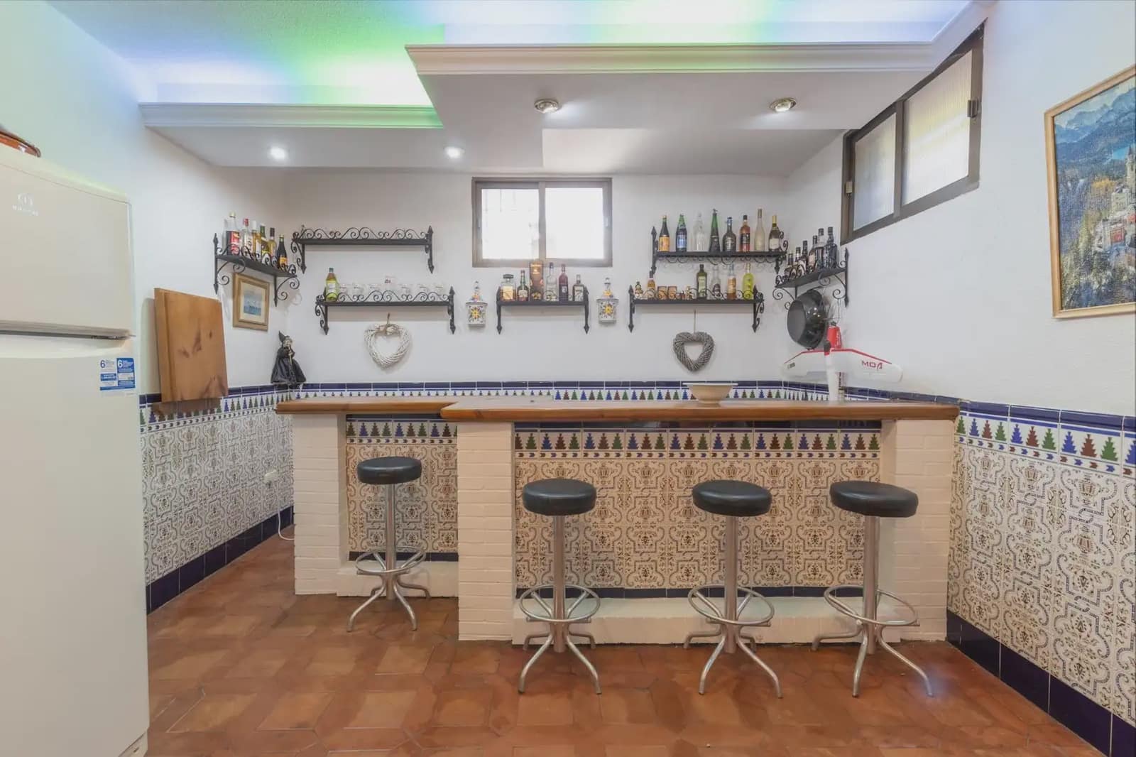 Villa/Maison à vendre à Gojar avec piscine garage - 520 000 € (Ref: 9837314)