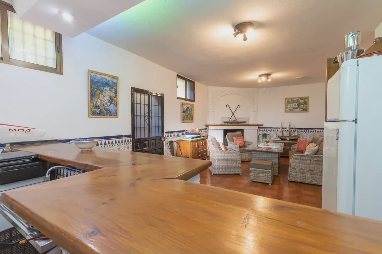 Villa/Maison à vendre à Gojar avec piscine garage - 520 000 € (Ref: 9837314)