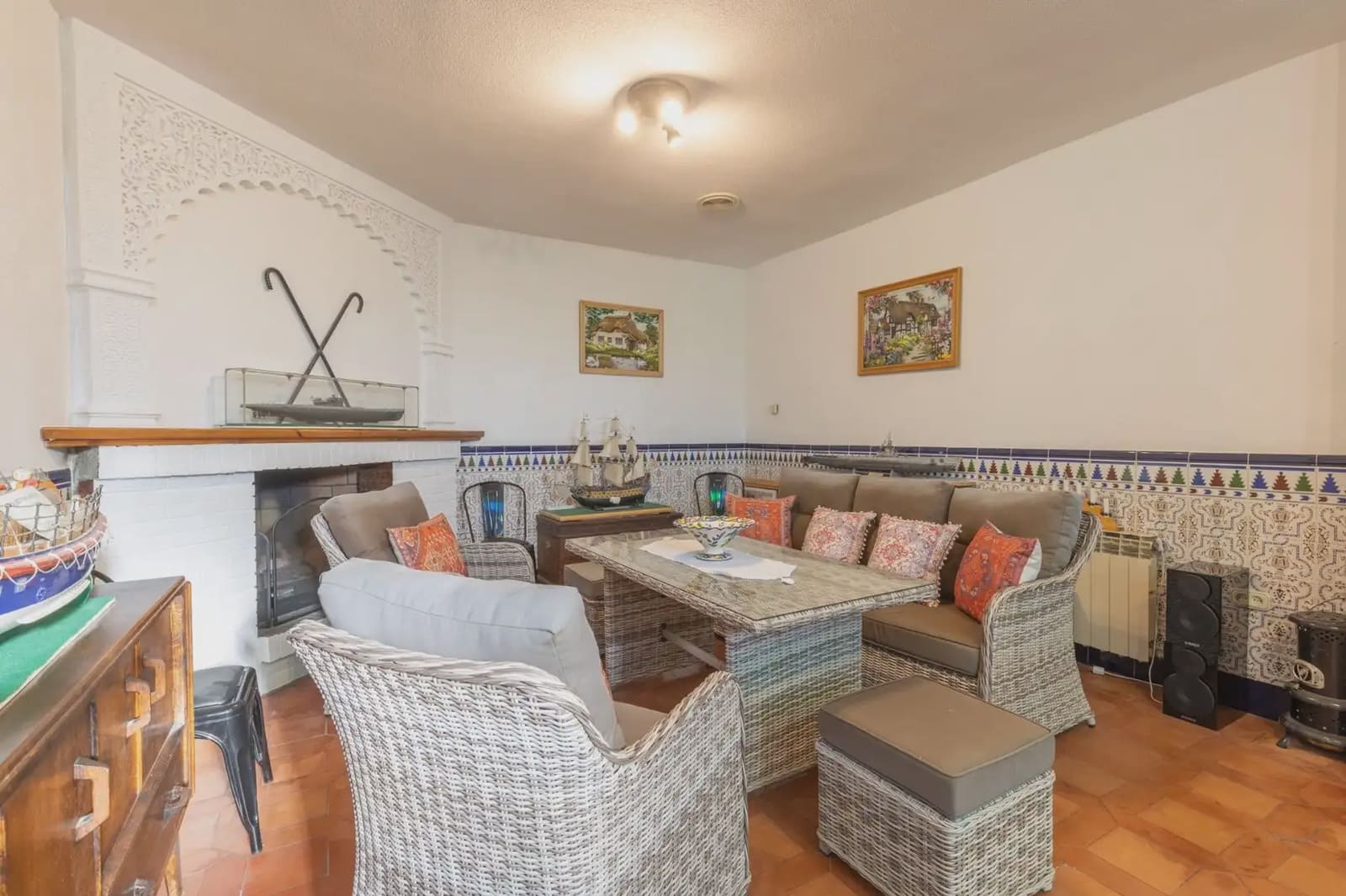 Villa/Maison à vendre à Gojar avec piscine garage - 520 000 € (Ref: 9837314)