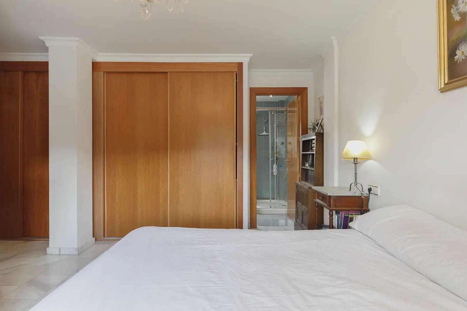 Rekkehus til salgs i Granada by med svømmebasseng garasje - € 449 900 (Ref: 9837315)