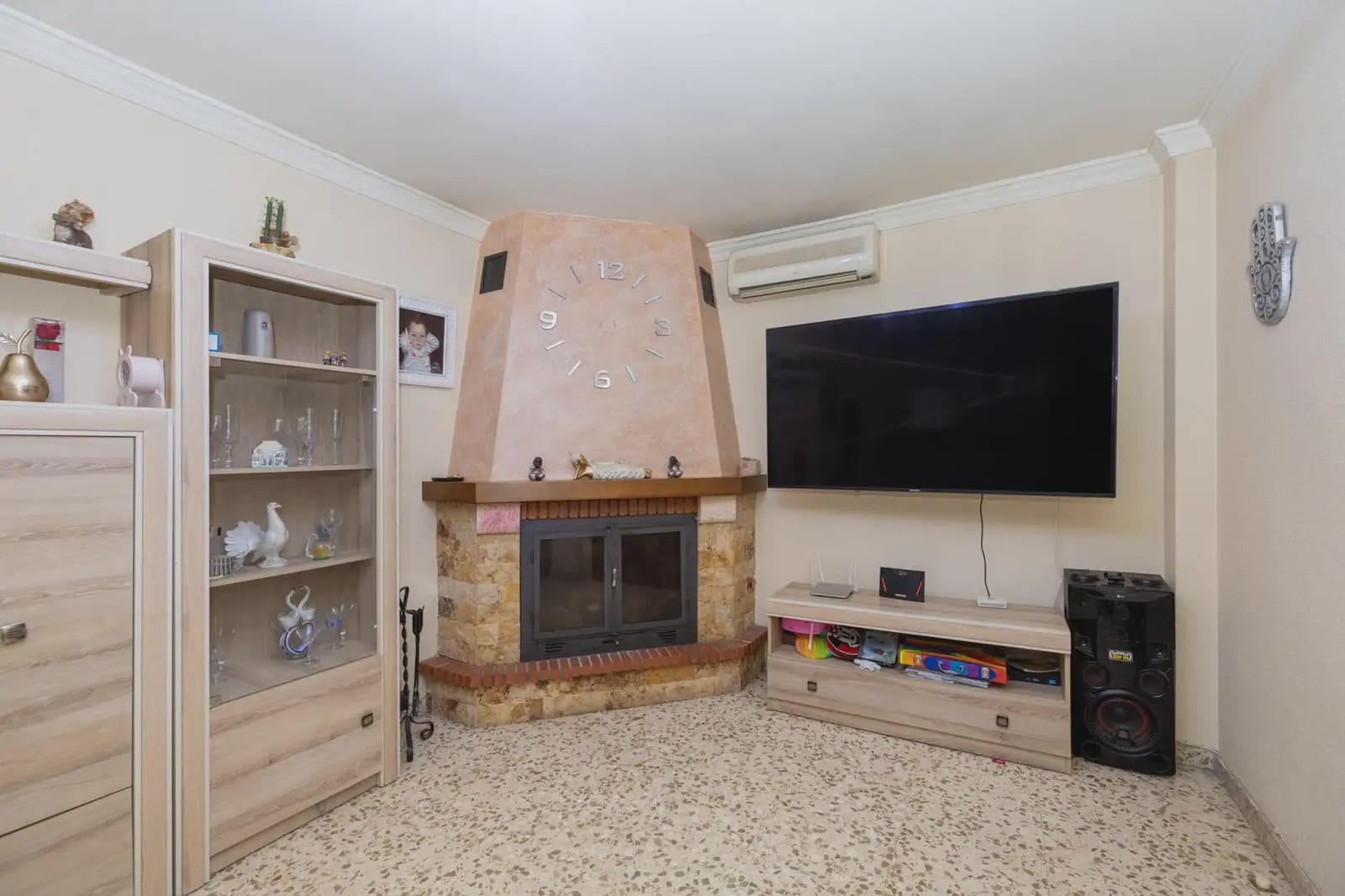Byhus til salg i Atarfe med garage - € 164.000 (Ref: 9837316)