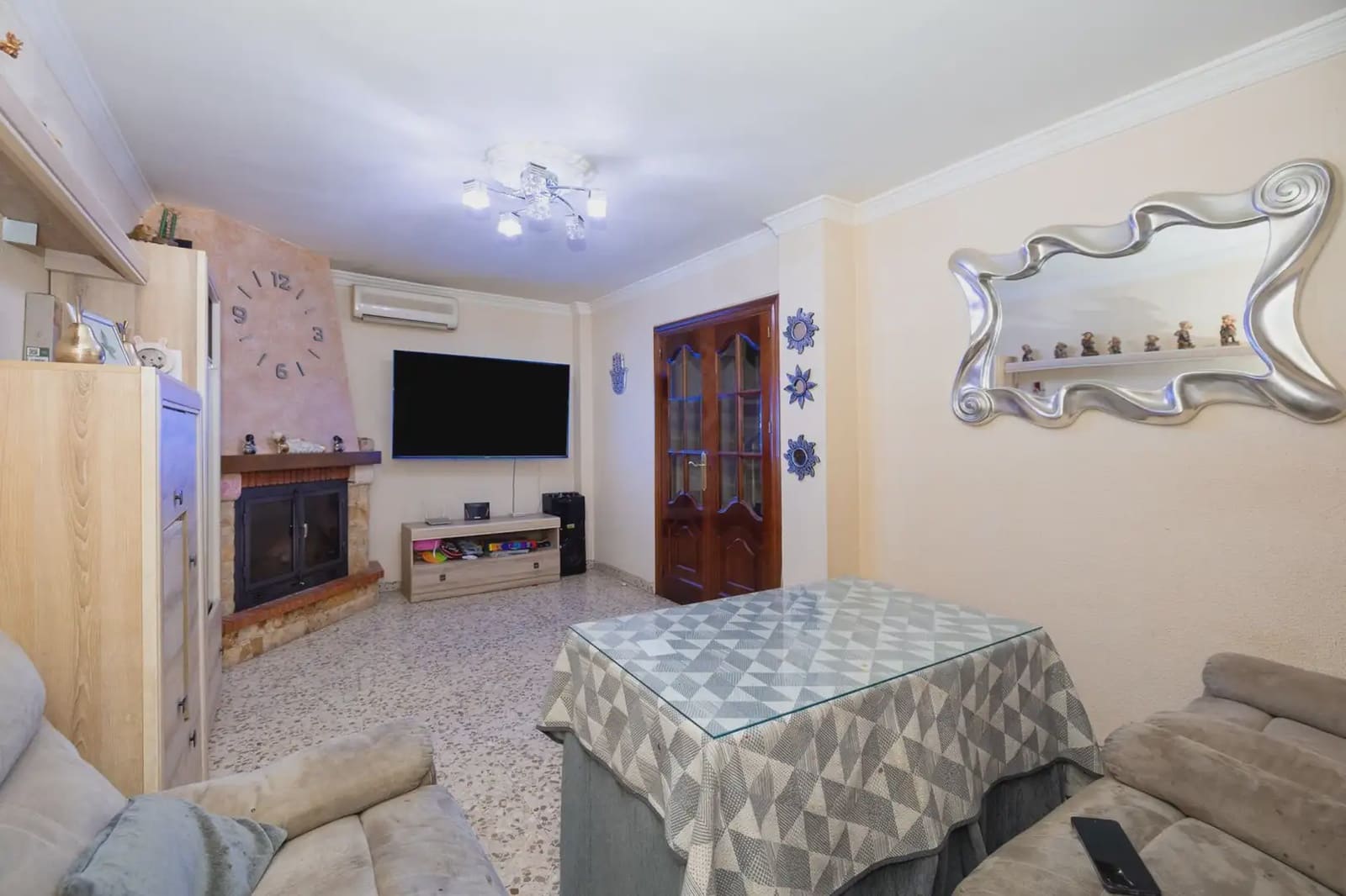 Byhus til salg i Atarfe med garage - € 164.000 (Ref: 9837316)