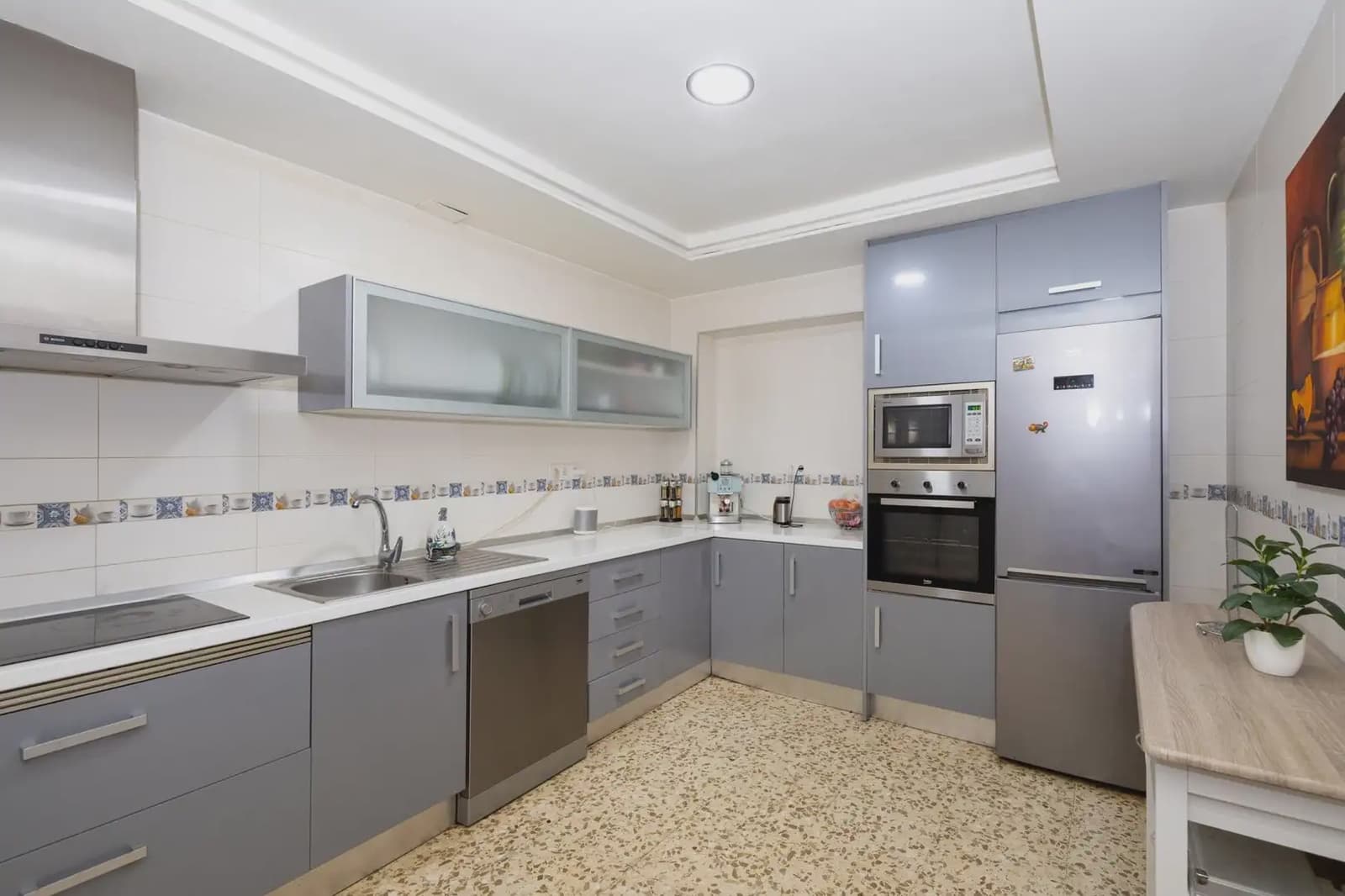 Byhus til salg i Atarfe med garage - € 164.000 (Ref: 9837316)
