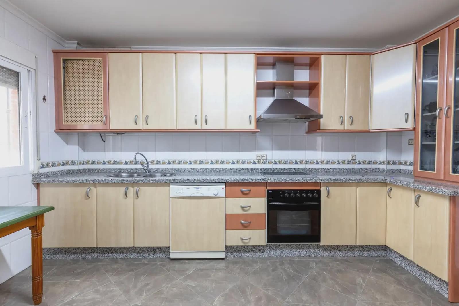 Villa til salg i Escuzar med swimmingpool garage - € 259.000 (Ref: 9837318)