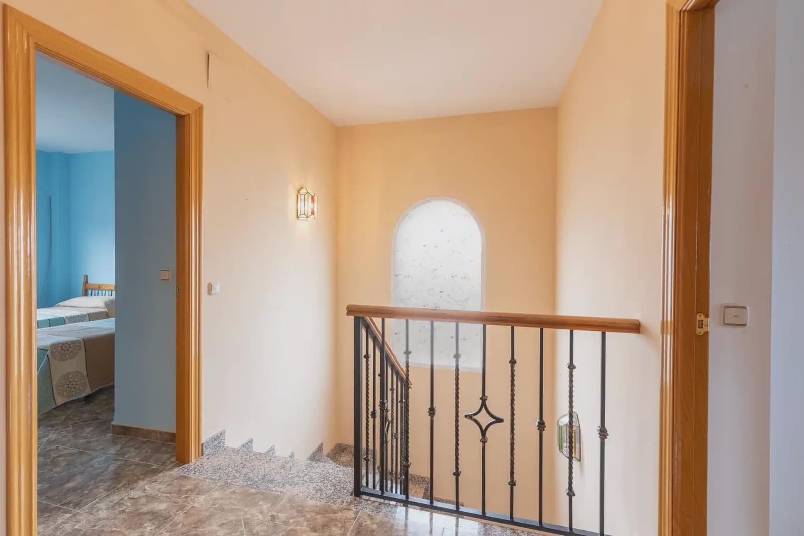 Villa til salg i Escuzar med swimmingpool garage - € 259.000 (Ref: 9837318)