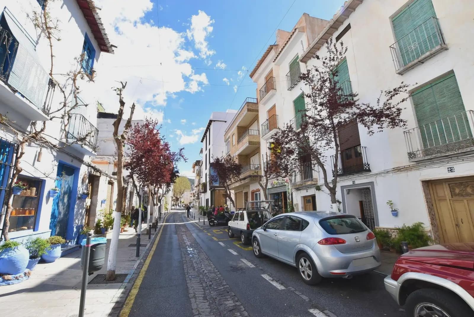 Townhouse for sale in Lanjaron - € 59,000 (Ref: 9837319)