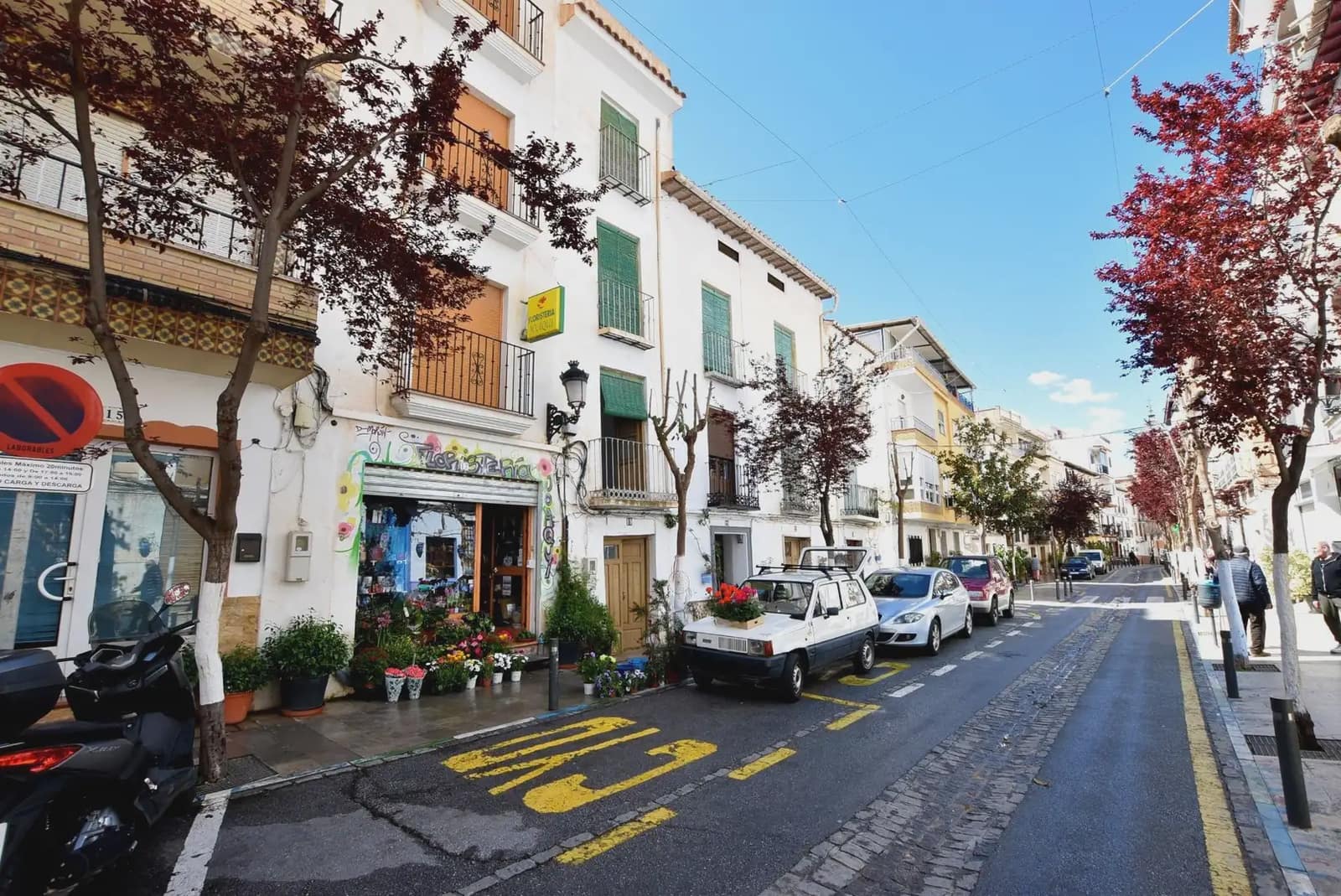 Townhouse for sale in Lanjaron - € 59,000 (Ref: 9837319)