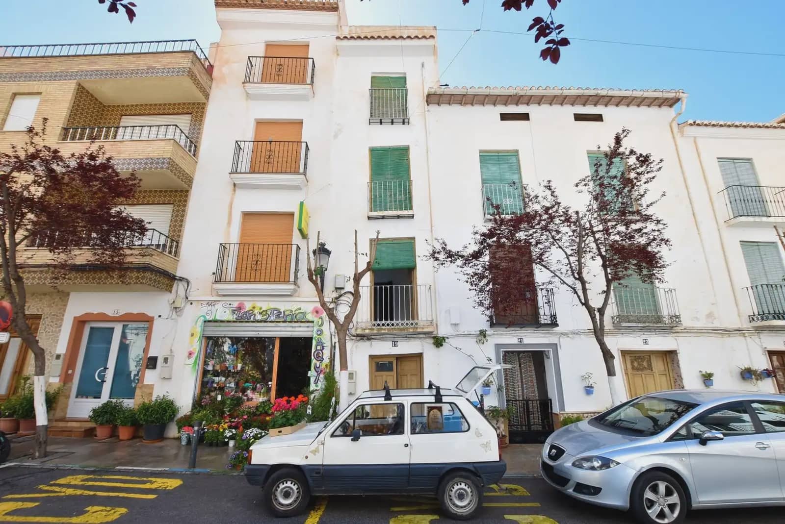 Townhouse for sale in Lanjaron - € 59,000 (Ref: 9837319)