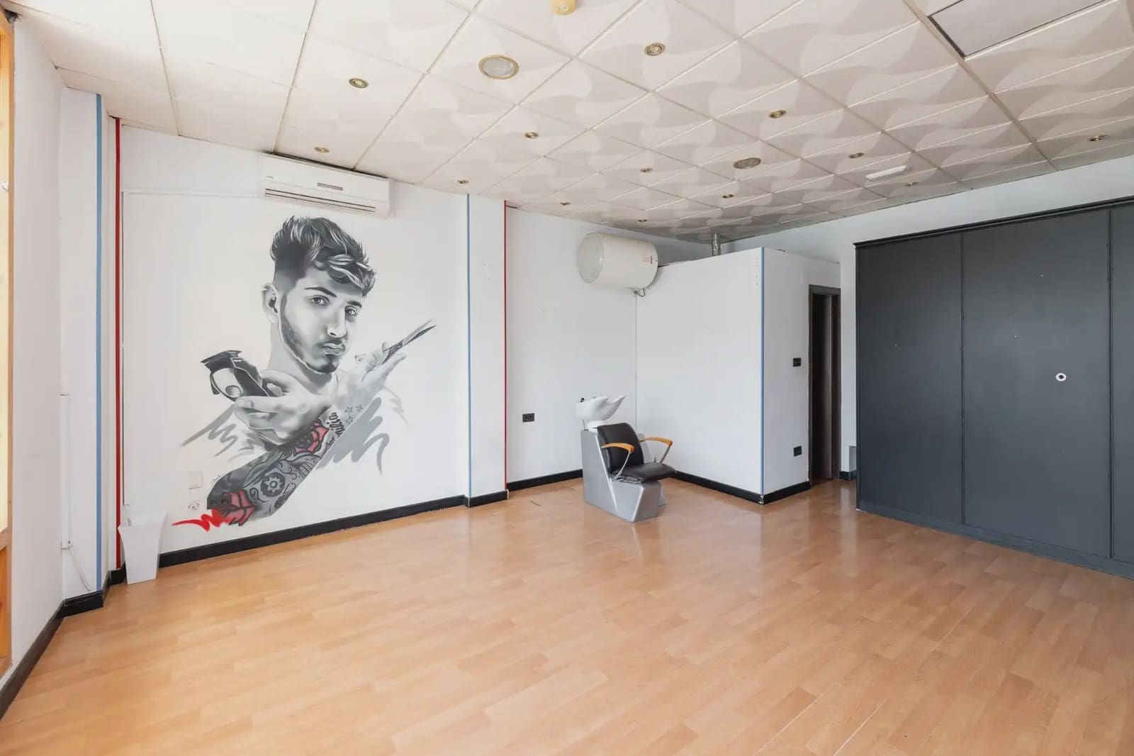 Local Comercial en Granada ciudad en venta - 49.900 € (Ref: 9837320)