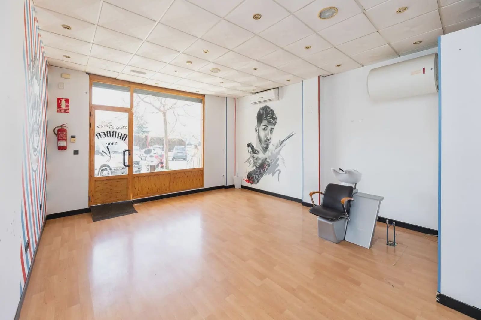 Local Comercial en Granada ciudad en venta - 49.900 € (Ref: 9837320)