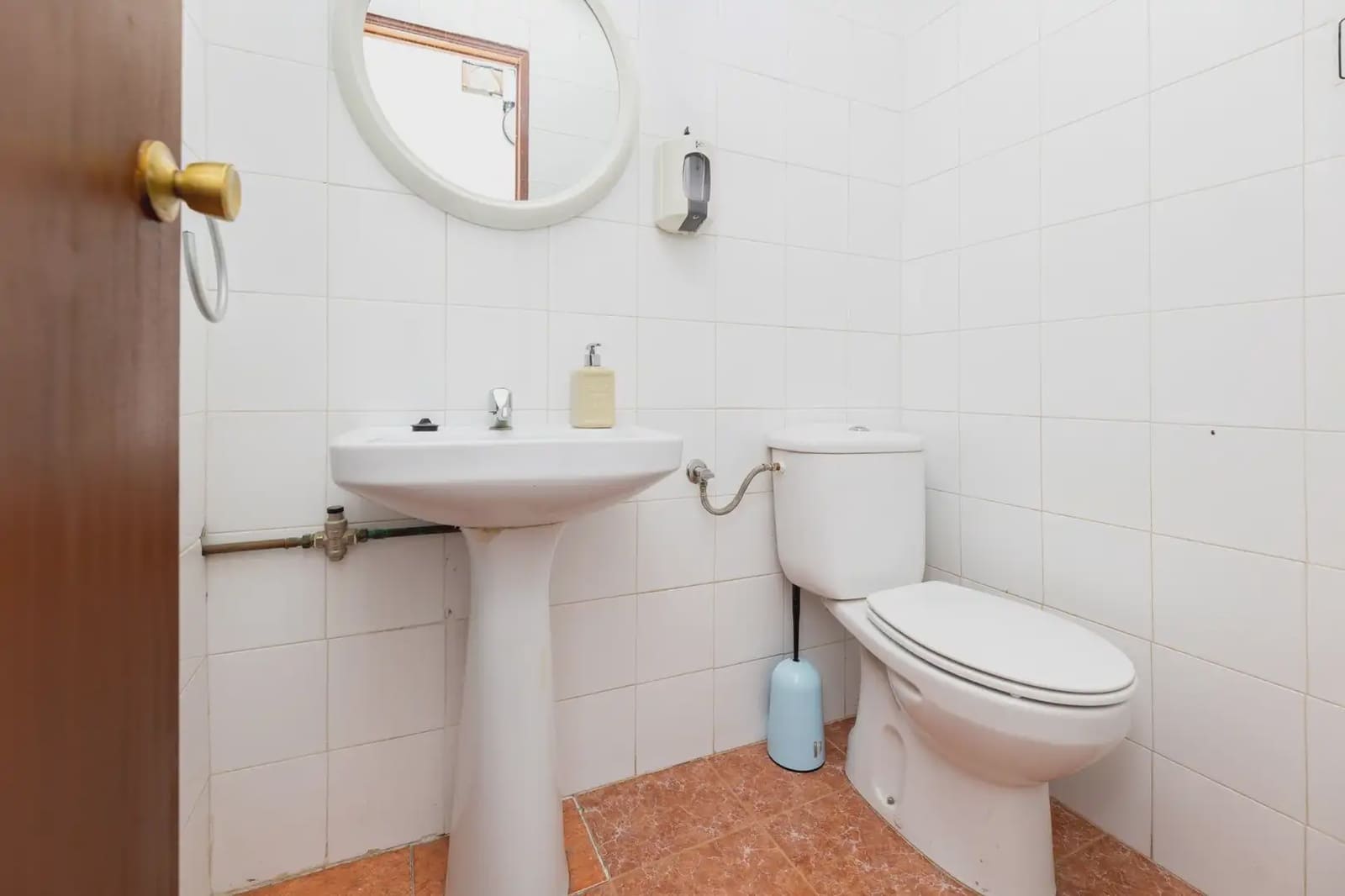 Local Comercial en Granada ciudad en venta - 49.900 € (Ref: 9837320)