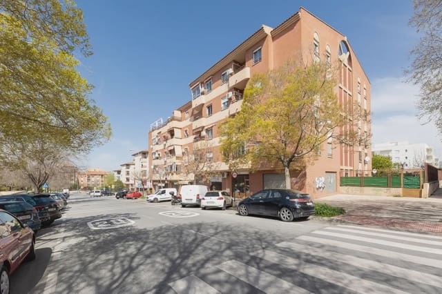 Local Comercial en Poligono Cartuja - La Paz, Granada ciudad en venta - 49.900 € (Ref: 9837320)