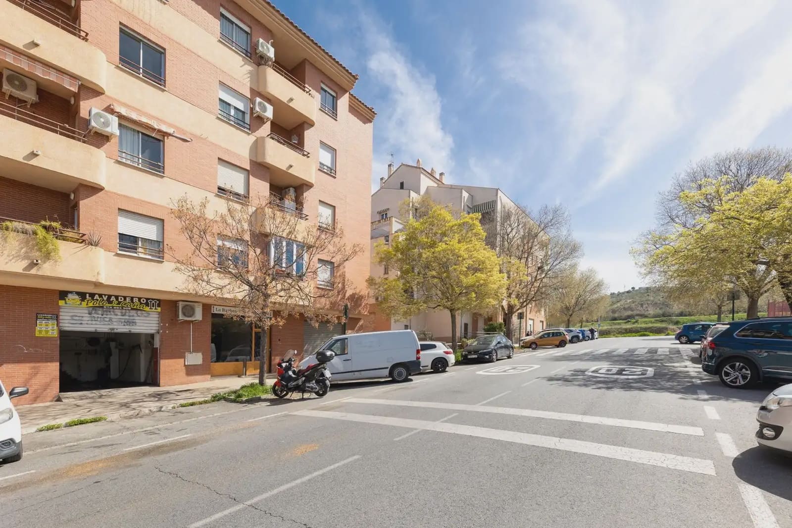 Local Comercial en Granada ciudad en venta - 49.900 € (Ref: 9837320)