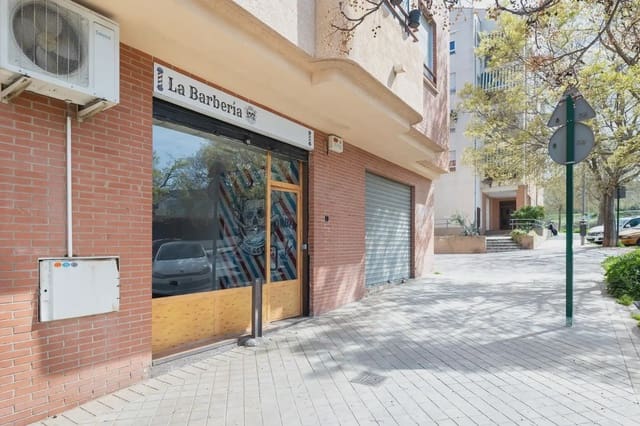 Local Comercial en Poligono Cartuja - La Paz, Granada ciudad en venta - 49.900 € (Ref: 9837320)