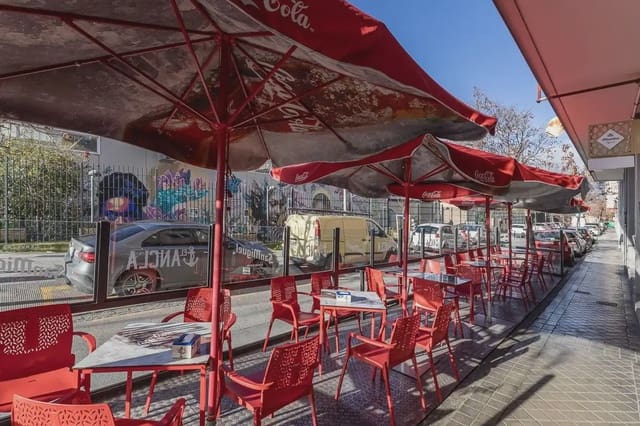 Commercieel te koop in Angustias - Chana - Encina, Granada stad - € 339.000 (Ref: 9837321)