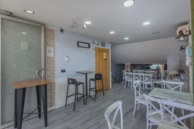 Commercieel te koop in Angustias - Chana - Encina, Granada stad - € 339.000 (Ref: 9837321)