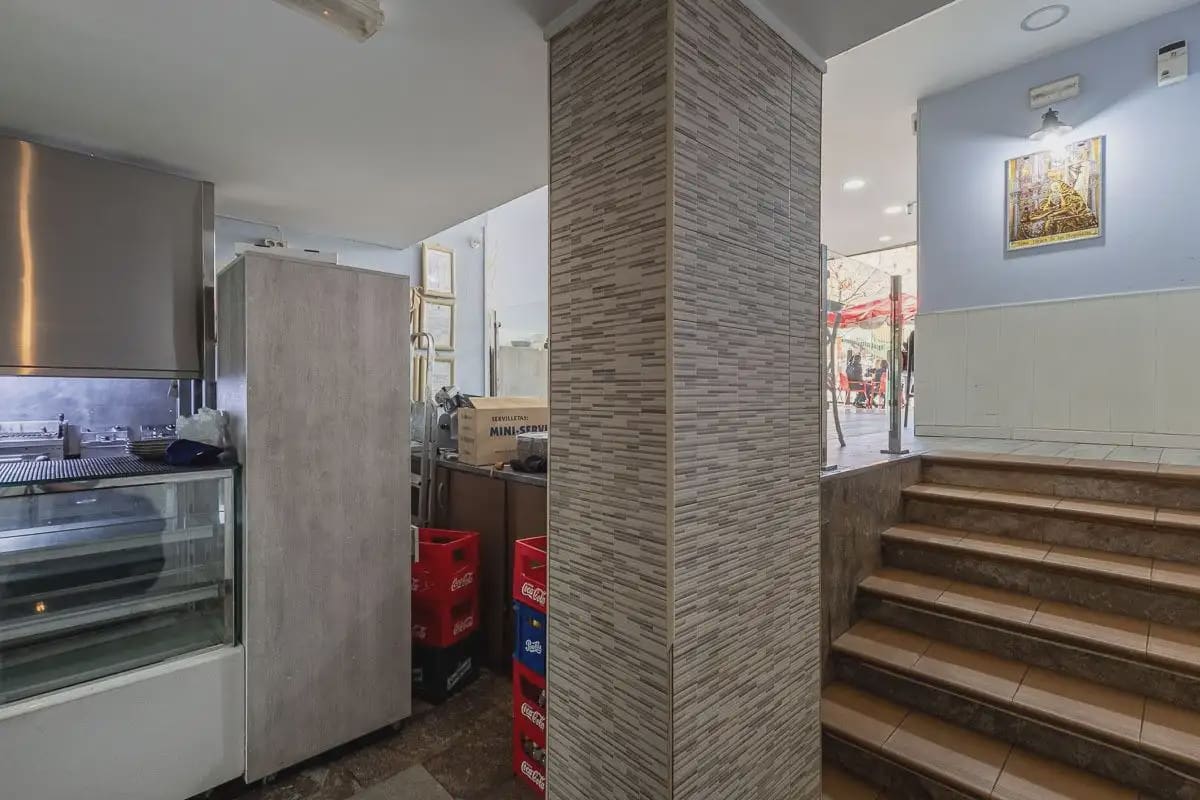 Commercieel te koop in Granada stad - € 339.000 (Ref: 9837321)