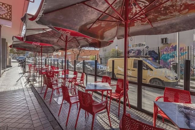 Commercieel te koop in Angustias - Chana - Encina, Granada stad - € 339.000 (Ref: 9837321)