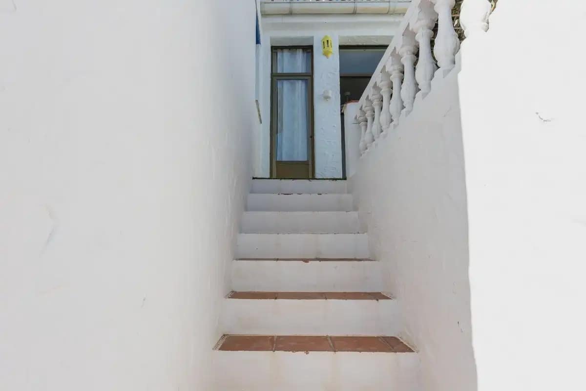 Villa for sale in Almunecar with garage - € 595,900 (Ref: 9837323)
