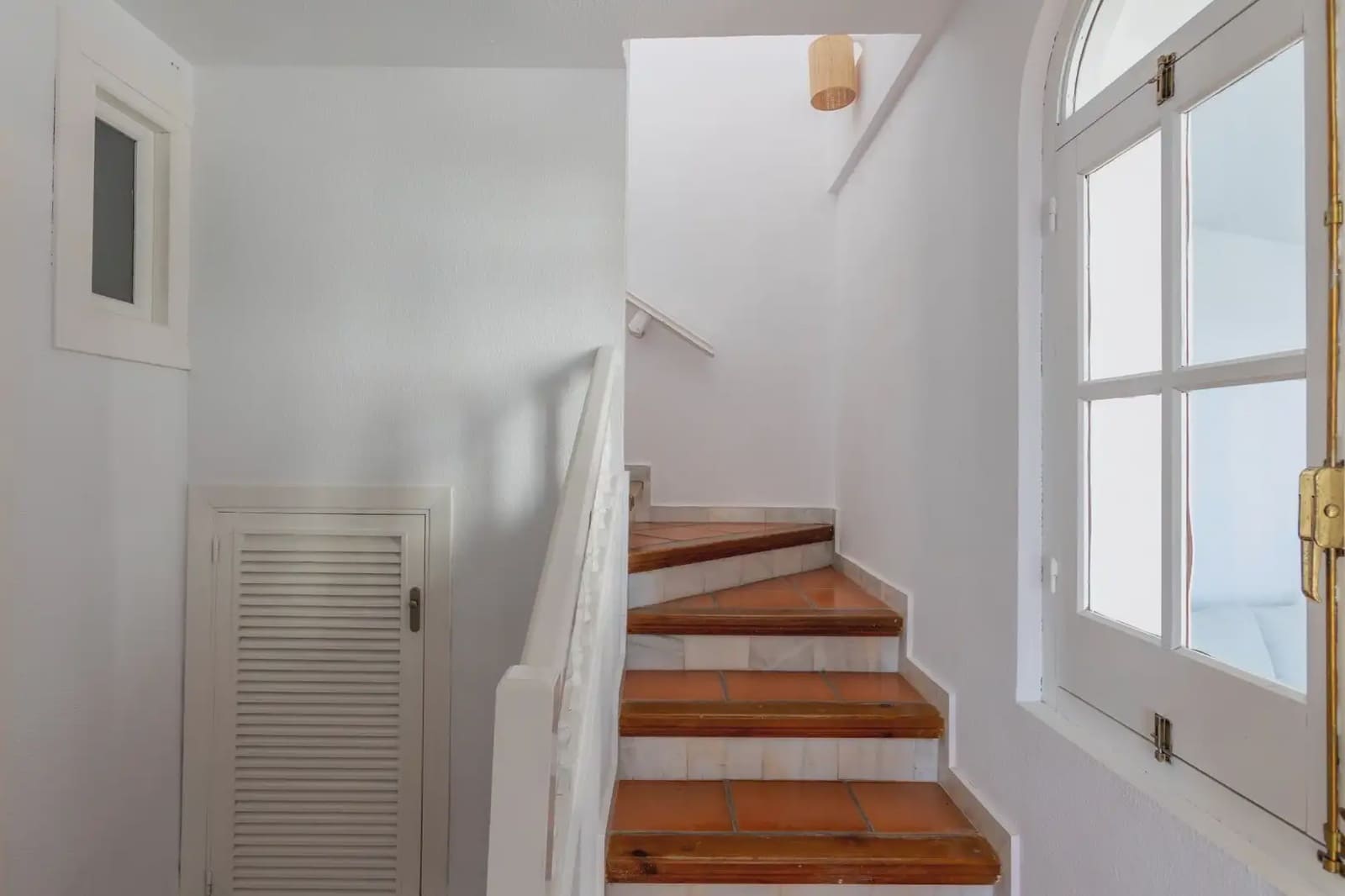 Villa for sale in Almunecar with garage - € 595,900 (Ref: 9837323)