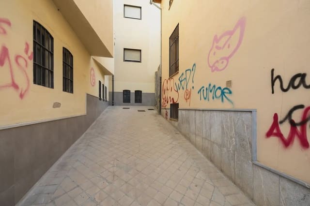 Byggegrund til salg i Albaicin, Granada by - € 240.000 (Ref: 9837325)