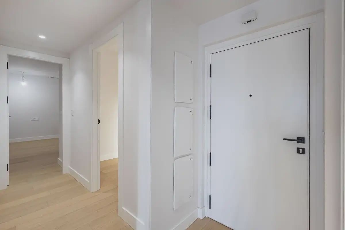 Flat te koop in Granada stad - € 332.000 (Ref: 9837327)