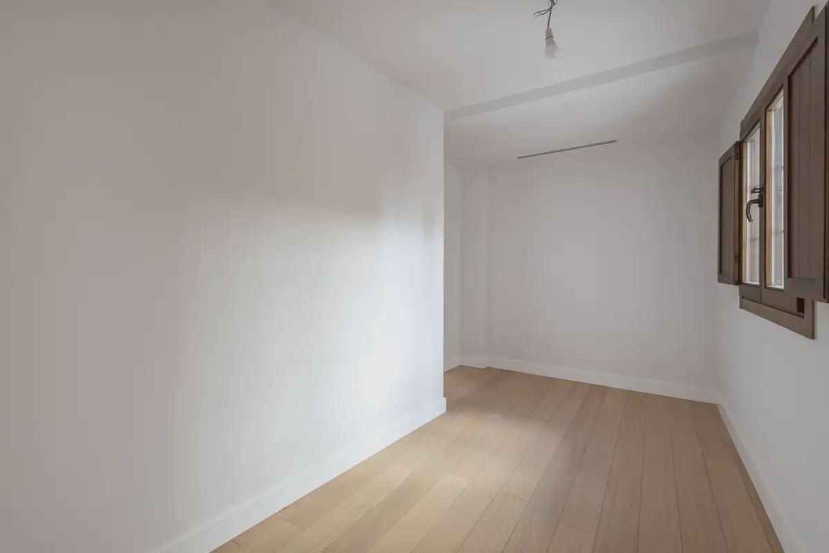 Flat te koop in Granada stad - € 332.000 (Ref: 9837327)