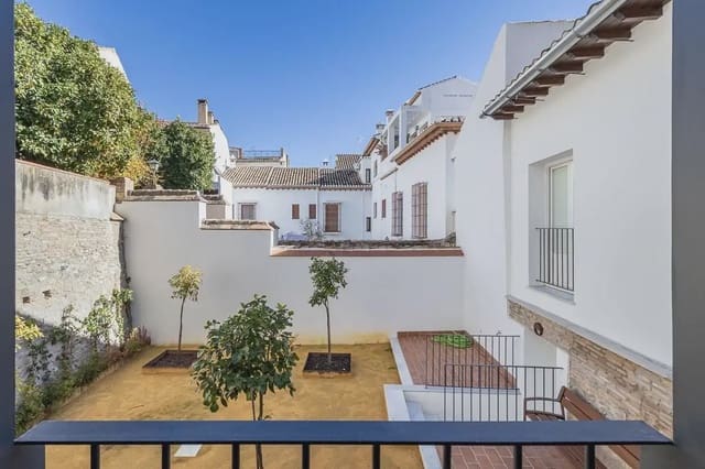 Flat te koop in Albaicin, Granada stad - € 332.000 (Ref: 9837327)
