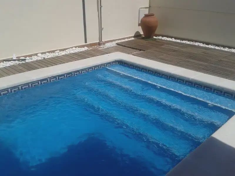 Halfvrijstaande villa te koop in Huetor Vega met zwembad garage - € 595.000 (Ref: 9837328)