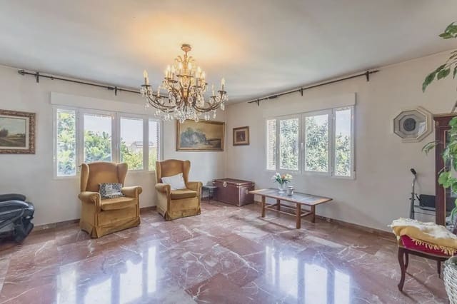 Villa til salg i Ogíjares med swimmingpool garage - € 750.000 (Ref: 9837330)