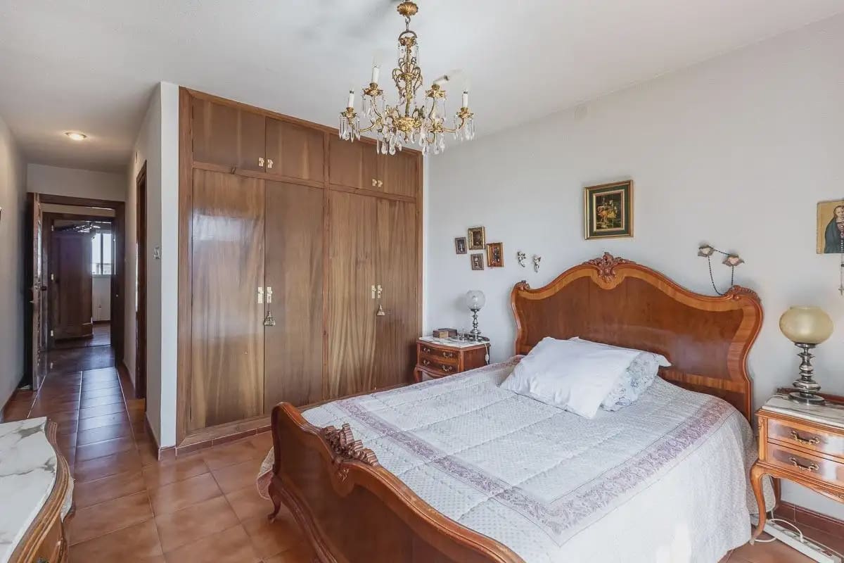 Villa te koop in Ogijares met zwembad garage - € 750.000 (Ref: 9837330)