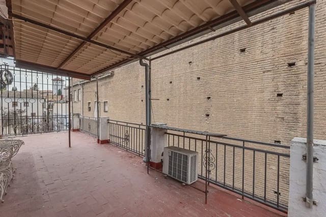 3 soverom Hus til salgs i Albaicin, Granada by med garasje - € 415 000 (Ref: 9837331)