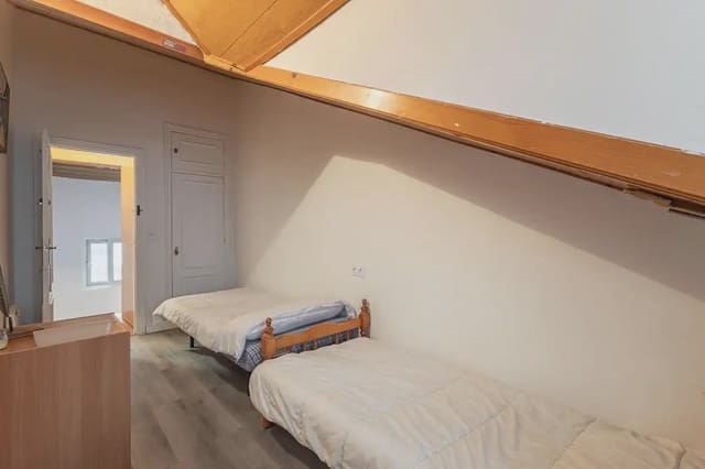 Casa in vendita in Sierra Nevada, Monachil con garage - 330.000 € (Rif: 9837333)