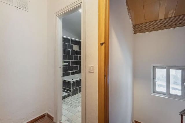 Casa in vendita in Sierra Nevada, Monachil con garage - 330.000 € (Rif: 9837333)