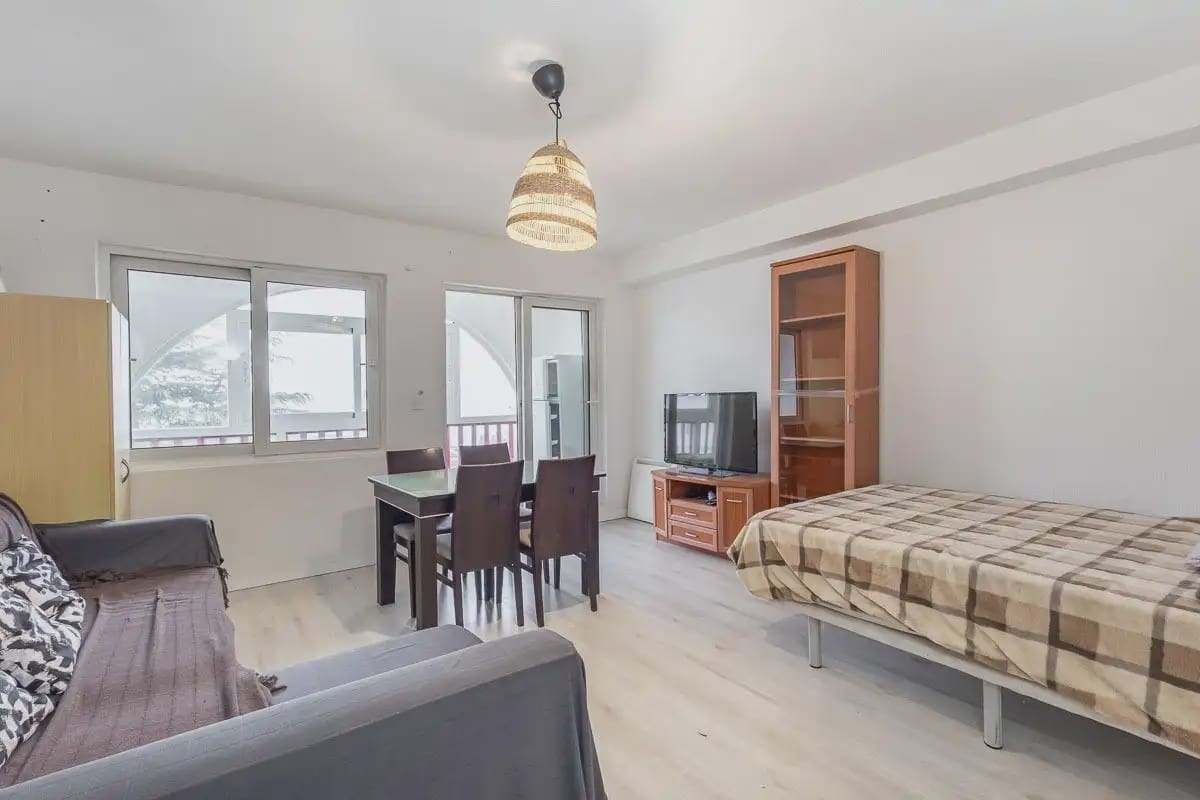 Huis te koop in Sierra Nevada met garage - € 330.000 (Ref: 9837333)