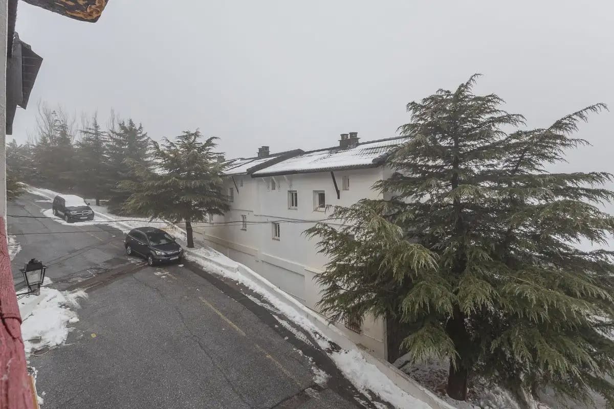 Huis te koop in Sierra Nevada met garage - € 330.000 (Ref: 9837333)