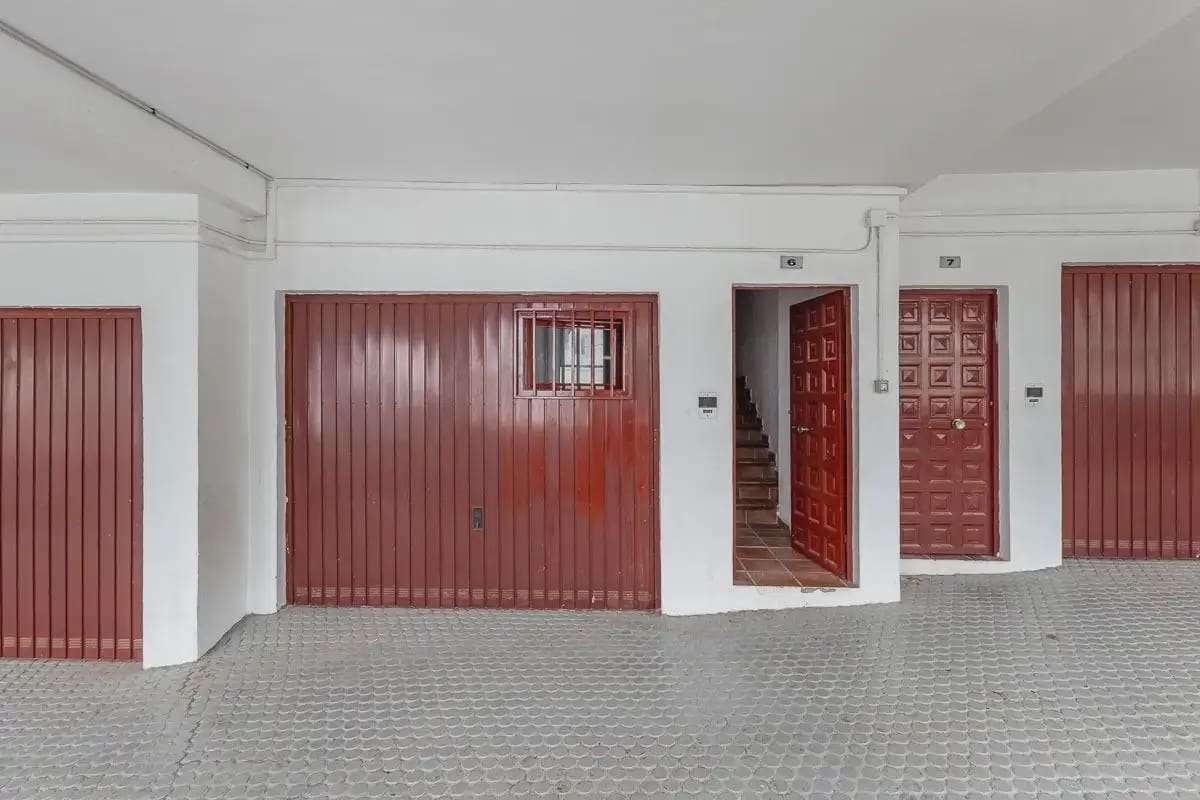 Huis te koop in Sierra Nevada met garage - € 330.000 (Ref: 9837333)