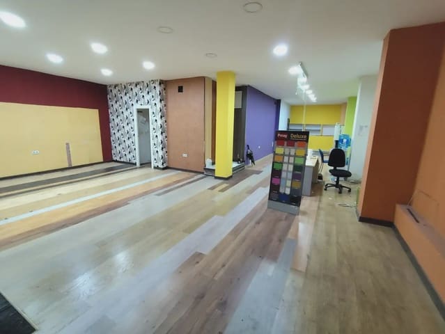 Commercial for rent in San Matías - Realejo, Granada city - € 1,150 (Ref: 9837334)