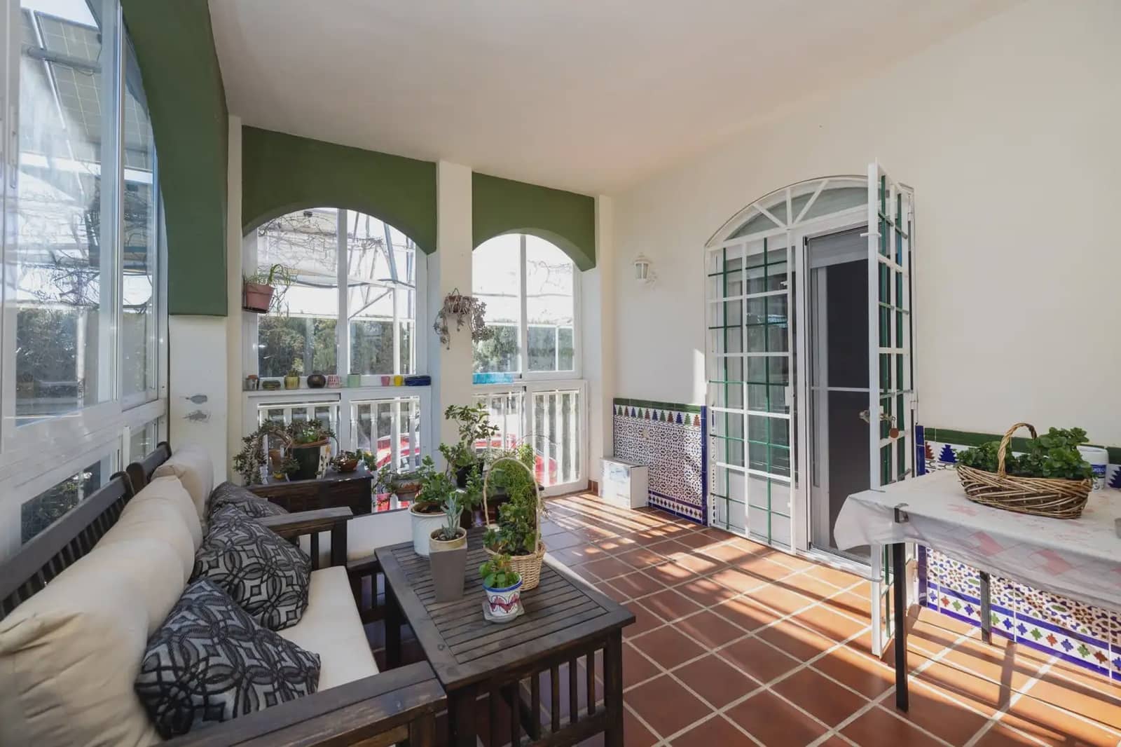 Villa til salg i Atarfe med swimmingpool - € 695.000 (Ref: 9837335)