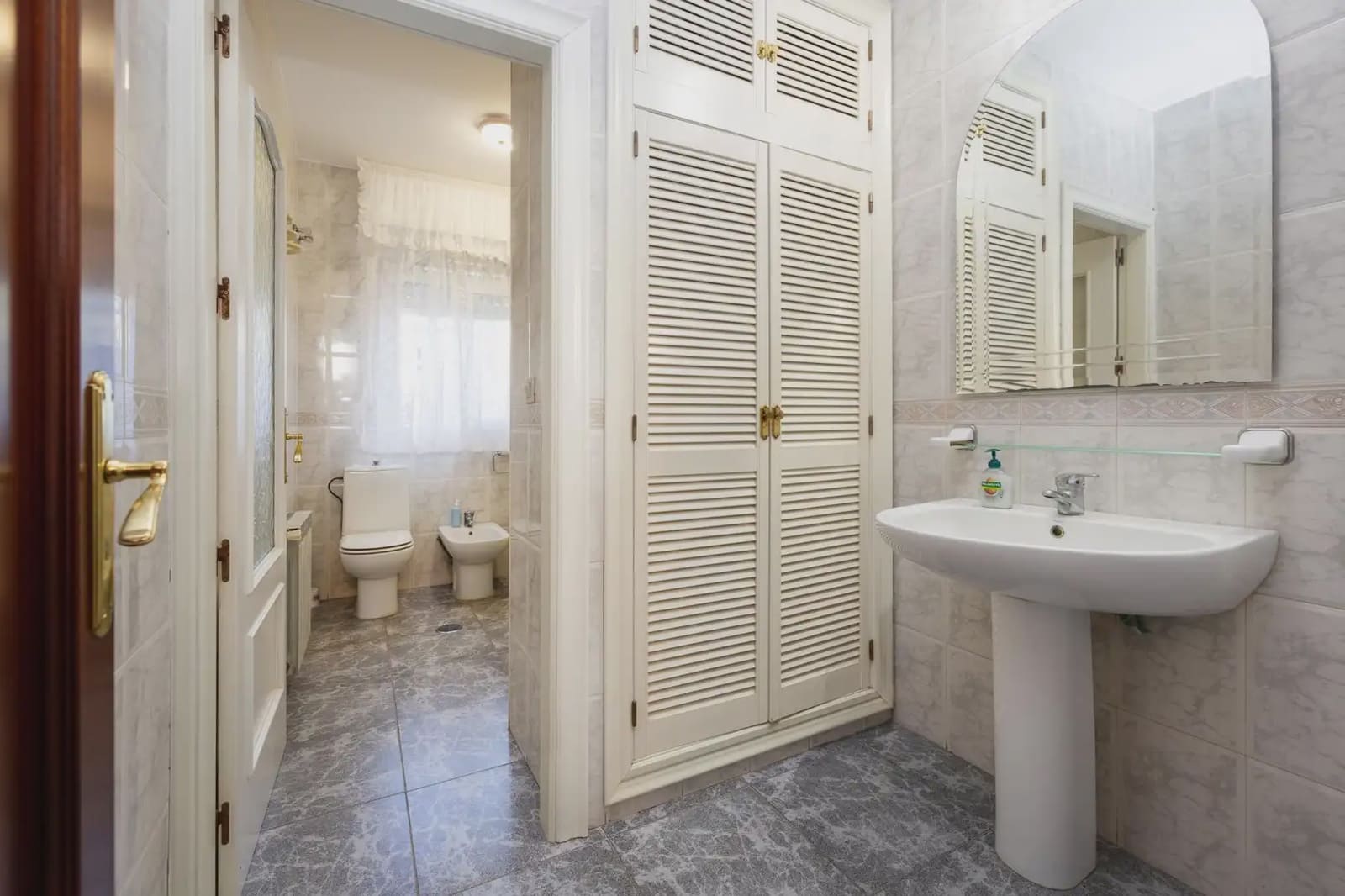 Villa til salg i Atarfe med swimmingpool - € 695.000 (Ref: 9837335)