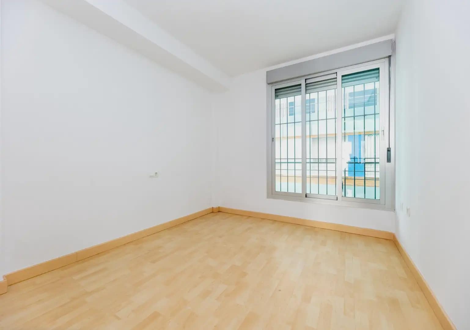 Mieszkanie na sprzedaż w Monachil z garażem - 183 000 € (Ref: 9837336)