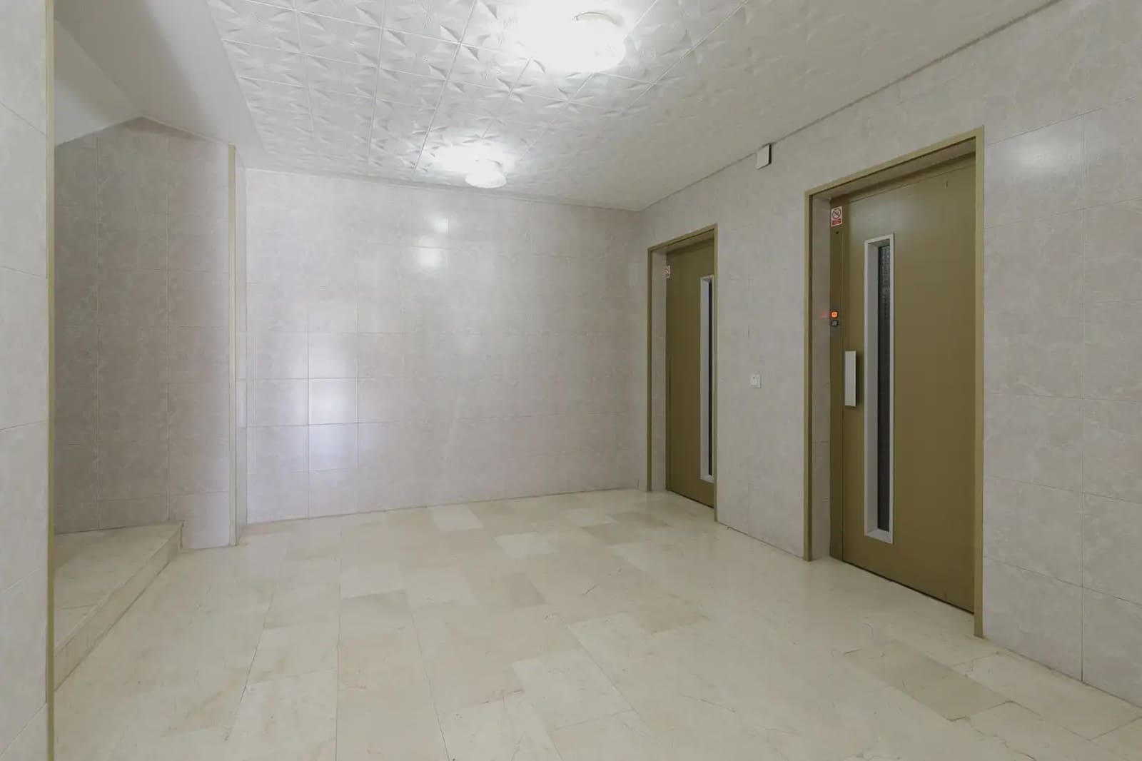 3 sovrum Lägenhet till salu i Granada stad - 220 000 € (Ref: 9837337)