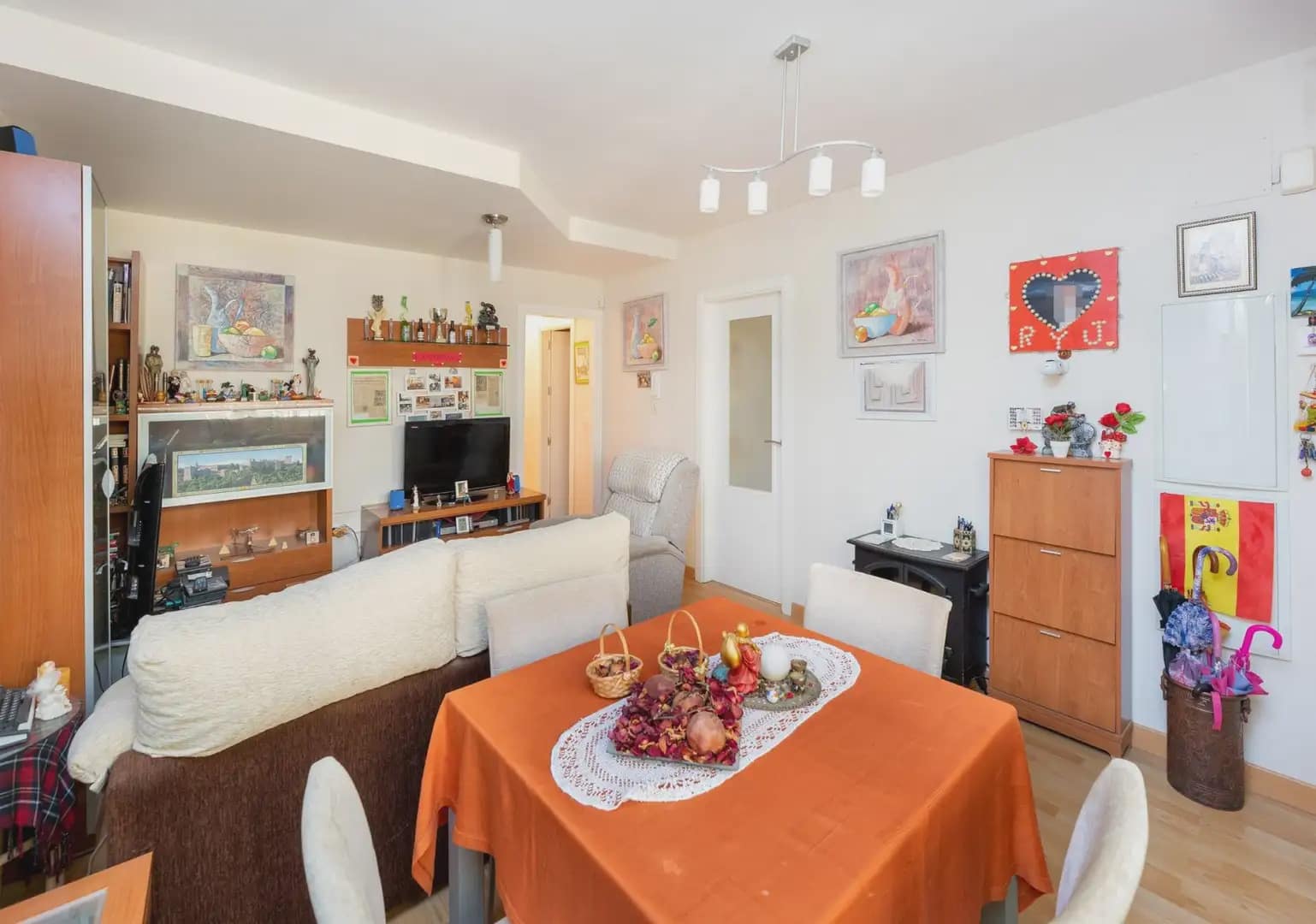 Lejlighed til salg i Cullar Vega med garage - € 129.000 (Ref: 9837338)