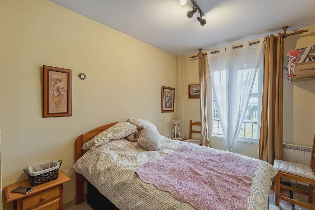 4 soverom Hus til salgs i Huetor Vega med garasje - € 398 000 (Ref: 9837340)