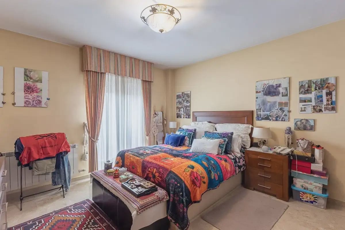 4 soverom Hus til salgs i Huetor Vega med garasje - € 398 000 (Ref: 9837340)