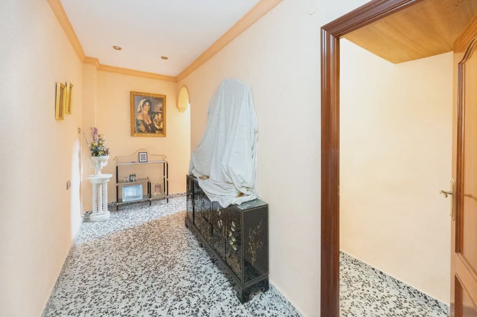Gewerbe zu verkaufen in Granada Stadt - 444.000 € (Ref: 9837342)